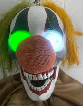 Cargar imagen en el visor de la galería, Maxia Fiesta - Colgante Payaso Con Luz 180 x 65 cm Decoración Halloween