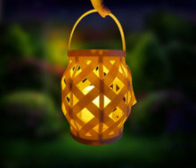 Cargar imagen en el visor de la galería, Farol rattan para exterior terraza jardín, crema, con forma de vela, led luz