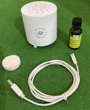 Cargar imagen en el visor de la galería, DIFUSOR DE AROMAS + ACEITE AMBIEDADOR CITRONELLA REGALO