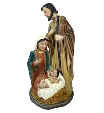 Cargar imagen en el visor de la galería, Nacimiento Sagrada Familia con Pesebre en Resina 21 cm – Belén de Navidad Decorativo Para Decoración de Navidad - Gerimport
