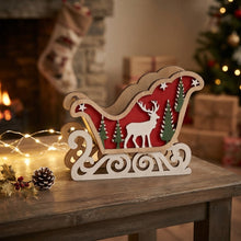 Cargar imagen en el visor de la galería, Set de 2 Trineos Navideños de Madera – Adorno Decorativo con Papá Noel y Reno, 16.5 x 6 x 12.5 cm

