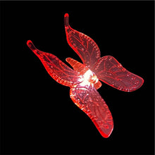 Cargar imagen en el visor de la galería, 3 Mariposas de Luz Solar para Jardín con Pinza, Decoración LED Exterior Impermeable PP, Luces Solares Decorativas para Plantas, Macetas, Balcón o Terraza
