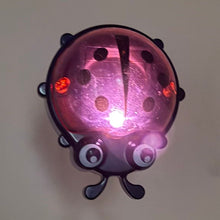 Cargar imagen en el visor de la galería, 5 Luces Solares de Jardín Mariquita LED Impermeables – Decoración Exterior para Plantas, Macetas, Césped, Balcón o Terraza
