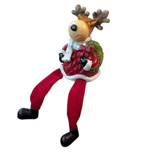 Cargar imagen en el visor de la galería, Set de 3 Figuras Decorativas Navideñas Sentadas de Resina y Poliéster 7,5x7x17 cm
