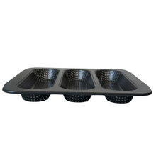 Cargar imagen en el visor de la galería, Molde 3 baguettes perforad Antiaherente 28x28cm, Molde para Pan Quttin
