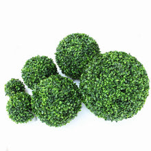 Cargar imagen en el visor de la galería, Boj Artificial Bola Decorativa para Interior, Exterior, Verde
