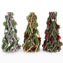 Cargar imagen en el visor de la galería, Árbol de Navidad Sobremesa de Troncos de Madera 30cm Decoración Navideña Rústica Centro de Mesa Ornamentos con Piñas y Bolas
