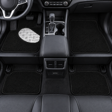 Cargar imagen en el visor de la galería, Juego de 4 Alfombrillas Universales para Coche - Moqueta Negra con Refuerzo Aluminio, Base Antideslizante y Bordes Reforzados
