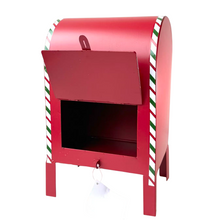 Cargar imagen en el visor de la galería, Buzón Americano de Metal Rojo Esquina – Decoración de Navidad 20.5x16x34 cm
