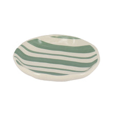 Cargar imagen en el visor de la galería, Set de Accesorios de Baño de Cerámica Rayada Verde Salvia – Disponible en Set Completo o Piezas Individuales
