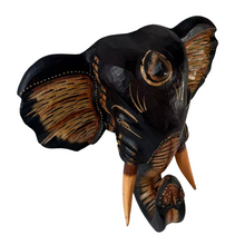 Cargar imagen en el visor de la galería, Cabeza Elefante de Pared de Madera Marrón hecho a mano decoración del hogar
