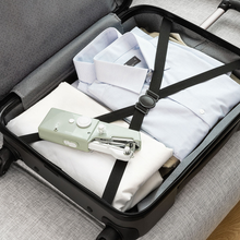 Cargar imagen en el visor de la galería, Máquina de Coser de Mano Portátil de Viaje Sewket InnovaGoods
