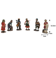 Cargar imagen en el visor de la galería, Set de 6 Figuras de Aldeanos de Resina para Belén Navideño 11,5 cm
