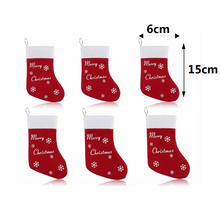 Cargar imagen en el visor de la galería, Set 12 Botas de Navidad de Poliéster 6x15 cm – Calcetines Navideños Rojos con Diseño de Copos de Nieve y Texto "Merry Christmas" para Decoración Colgante de Árbol y Regalos
