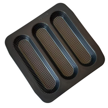 Cargar imagen en el visor de la galería, Molde 3 baguettes perforad Antiaherente 28x28cm, Molde para Pan Quttin
