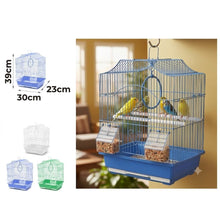 Cargar imagen en el visor de la galería, Jaula para Pájaros con Comederos y Bandeja Extraíble 30 × 23 × 39 cm – Colores Surtidos (Envío Aleatorio)

