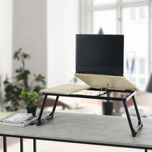 Cargar imagen en el visor de la galería, Mesita Multiuso Plegable de Madera – Escritorio Portátil para Cama o Sofá con Soporte Ajustable, Portavasos y Patas Plegables (55x32,5x25 cm)
