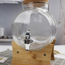 Cargar imagen en el visor de la galería, Barril Dispensador de Líquidos de Vidrio Borosilicato con Soporte de Bambú y Grifo – 2.9L / 5L – Tapa de Corcho
