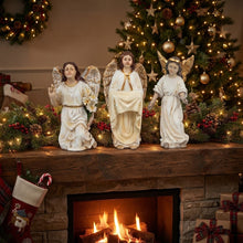 Cargar imagen en el visor de la galería, Set de 3 Figuras de Ángeles de Resina para Navidad – Adornos Navideños Decorativos y Belén (Alturas de 10 cm)
