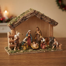 Cargar imagen en el visor de la galería, Portal de Belén de Madera Rústico con Musgo - Establo para Nacimiento de Navidad, Decoración Navideña (23x10x17 cm)
