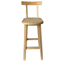 Cargar imagen en el visor de la galería, Taburete de Barra con Respaldo Madera Natural y Resistente, Diseño Original con Reposapiés
