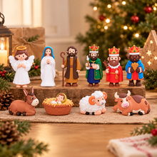 Cargar imagen en el visor de la galería, Belén de Navidad 12 Piezas de Goma 3D, Figuras Navideñas de 12 cm para Decoración del Nacimiento
