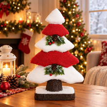 Cargar imagen en el visor de la galería, Árbol de Navidad Decorativo de Tela Rojo y Blanco con Efecto Nieve y Detalles de Piñas (38x24x10 cm)

