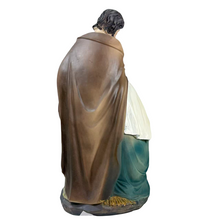 Cargar imagen en el visor de la galería, Nacimiento Sagrada Familia con Pesebre en Resina 21 cm – Belén de Navidad Decorativo Para Decoración de Navidad - Gerimport
