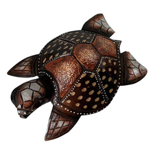 Cargar imagen en el visor de la galería, Figura Tortuga de Madera Marrón hecho a mano Para pared o mesa decoración del hogar
