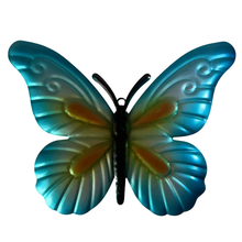 Cargar imagen en el visor de la galería, Set de 4 Mariposas de Chapa con Diseño Colgate – Decoración de Pared para Jardín
