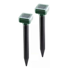 Cargar imagen en el visor de la galería, Repelente de Insectos Ultra-Sónico Solar Pack 2 Repelente de Animales Para Jardin Campo Exterior Control de Plagas de Roedores, Serpiente Topo, Ratón Kmt Style
