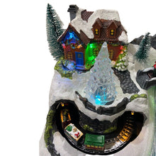 Cargar imagen en el visor de la galería, Poblado Navideño Escena Con Luz Led Música y Movimiento 19x18x31 cm Navidad
