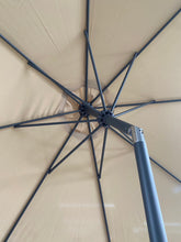 Cargar imagen en el visor de la galería, Sombrilla Parasol ø 300 cm Inclinabre Estructura Aluminio y Acero ø 48 mm Con 8 varillas de Acero12 x 18 mm Para Terraza Jardin Patio
