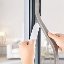 Cargar imagen en el visor de la galería, Tira adhesiva para puertas y ventanas sellado de vidrio
