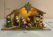 Cargar imagen en el visor de la galería, Nacimiento infantil 7 PCS figuras nature 1 led pesebre belen navidad decoracion
