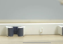 Cargar imagen en el visor de la galería, Colgador triple para escobas 3.2 x 35.5 cm blanco y gris con tornillos
