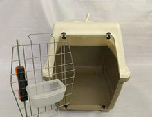 Cargar imagen en el visor de la galería, Transportin Plástico Con un Bebedero  para mascota perro gato 53 X 34 X 37 CM Portarejilla Metálica Para Viaje
