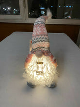 Cargar imagen en el visor de la galería, Muñeco de Gnomo de Navidad con luz LED de felpa sin rostro figura enana de elfo
